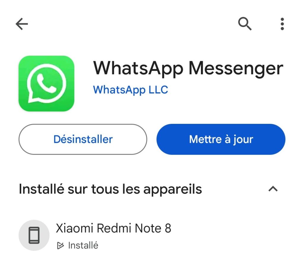 Capture d'écran, image montrant la page de l'application WhatsApp Messenger dans le Google Play Store, avec les options de désinstallation et de mise à jour.