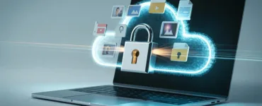 MEGA outil de stockage gratuit : image ou photo d'un ordinateur portable ouvert avec un nuage numérique au-dessus de l’écran. Dans ce nuage, on voit des fichiers (photos, PDF, vidéos) protégés par un gros cadenas lumineux.
