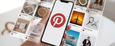 Pinterest : image ou photo d'un smartphone affichant l’application Pinterest avec des épingles colorées autour.