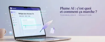 Plume AI : image ou photo montrant un bureau minimaliste et élégant avec un ordinateur portable ouvert au centre, affichant une interface d’intelligence artificielle claire et lumineuse.